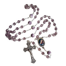 Rosario María, la Virgen Dolorosa